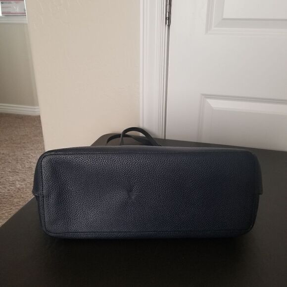 Tory Burch Large Leather Tote - Picture 10 of 13